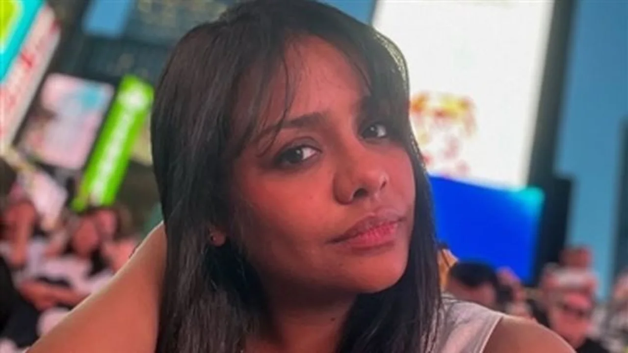 لقطات رومانسية.. أسماء أبو اليزيد وزوجها يخطفان الأنظار في أحدث ظهور مشترك